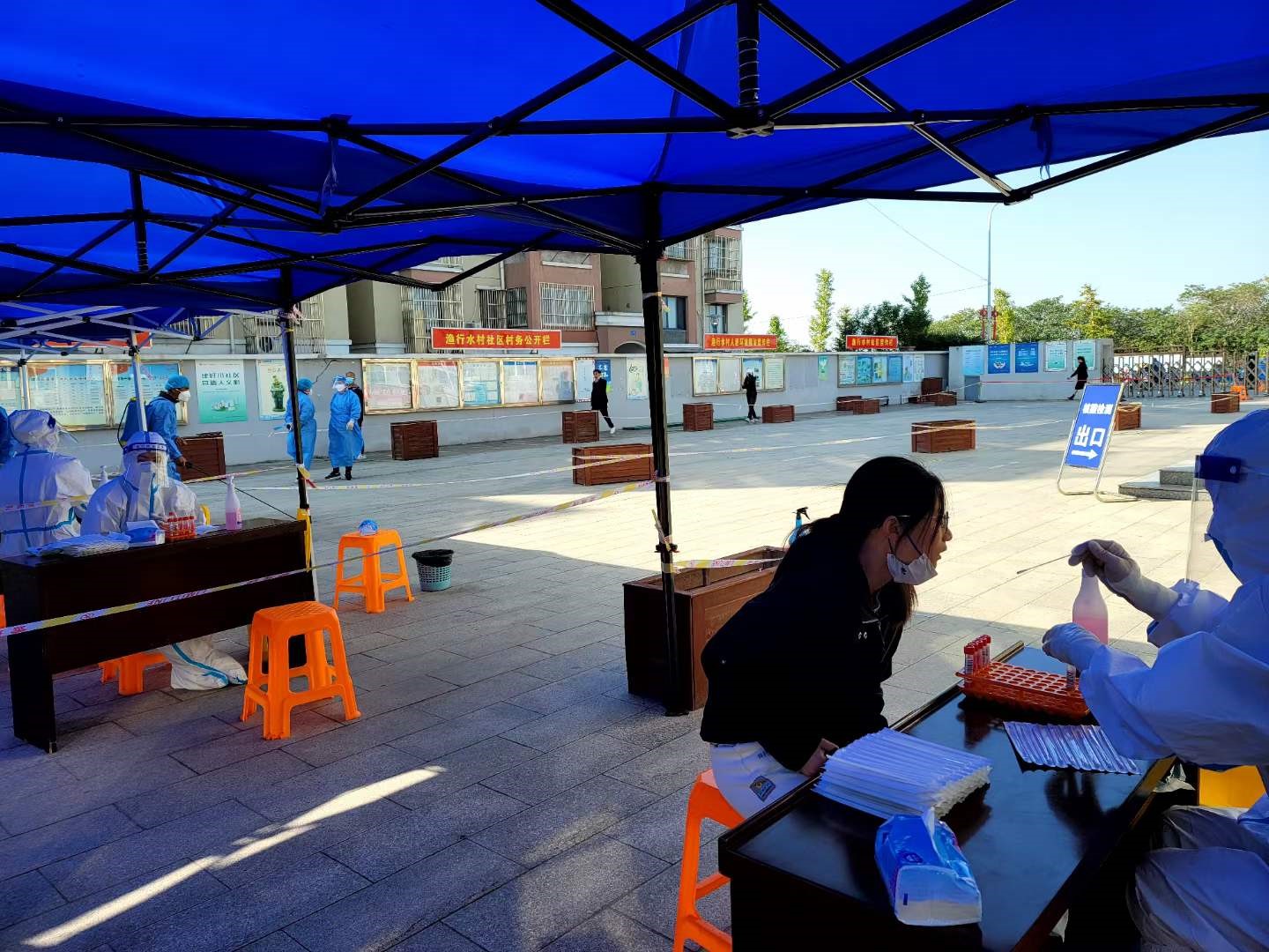 同舟共济，抗击疫情，澳门新葡京平台官网工会党员先锋在路上